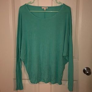 Flowy long sleeve shirt